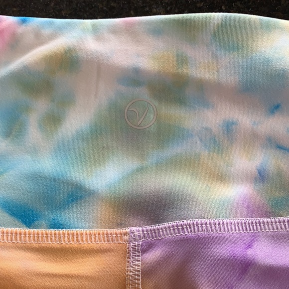 Vogo pastel capri sport leggings with side pockets - Picture 6 of 10